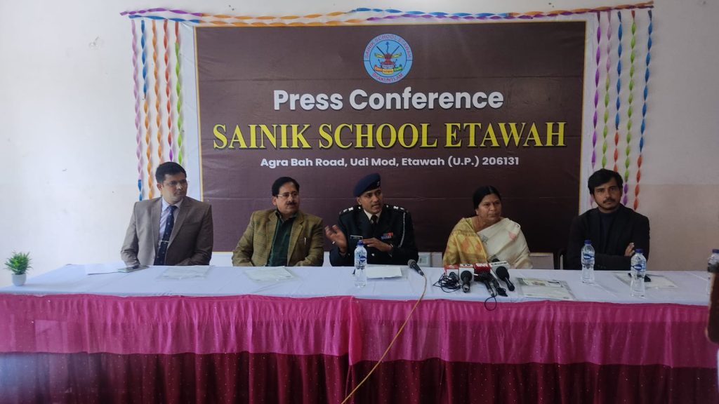 press conference of sainink school etawah